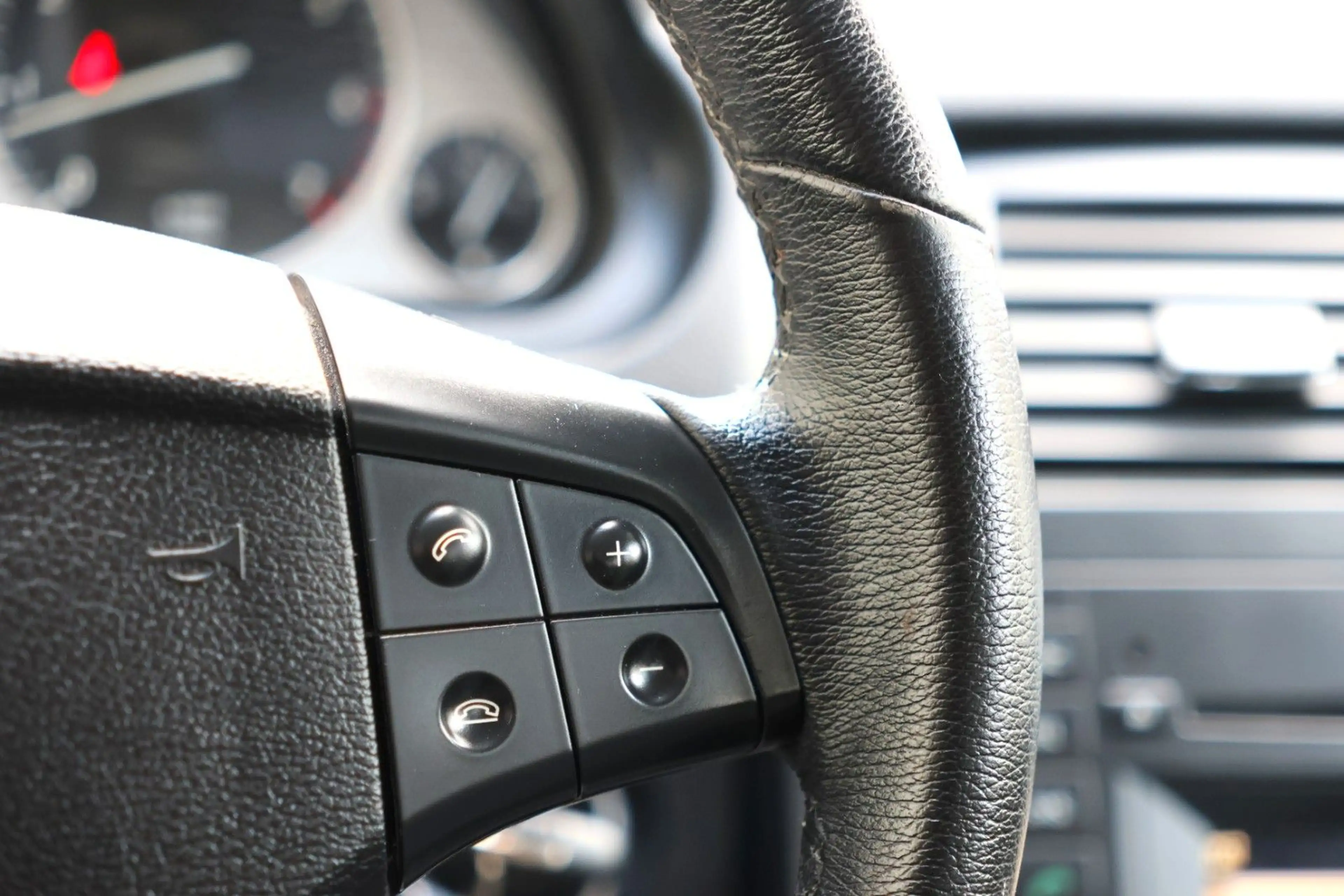 Mercedes-Benz B 200 1HAND,AHK,PDC,TEMP,SHZ — photo 12