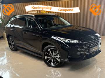 1.5 TGDI Luxury Navigatie Treeplanken Cruise contr