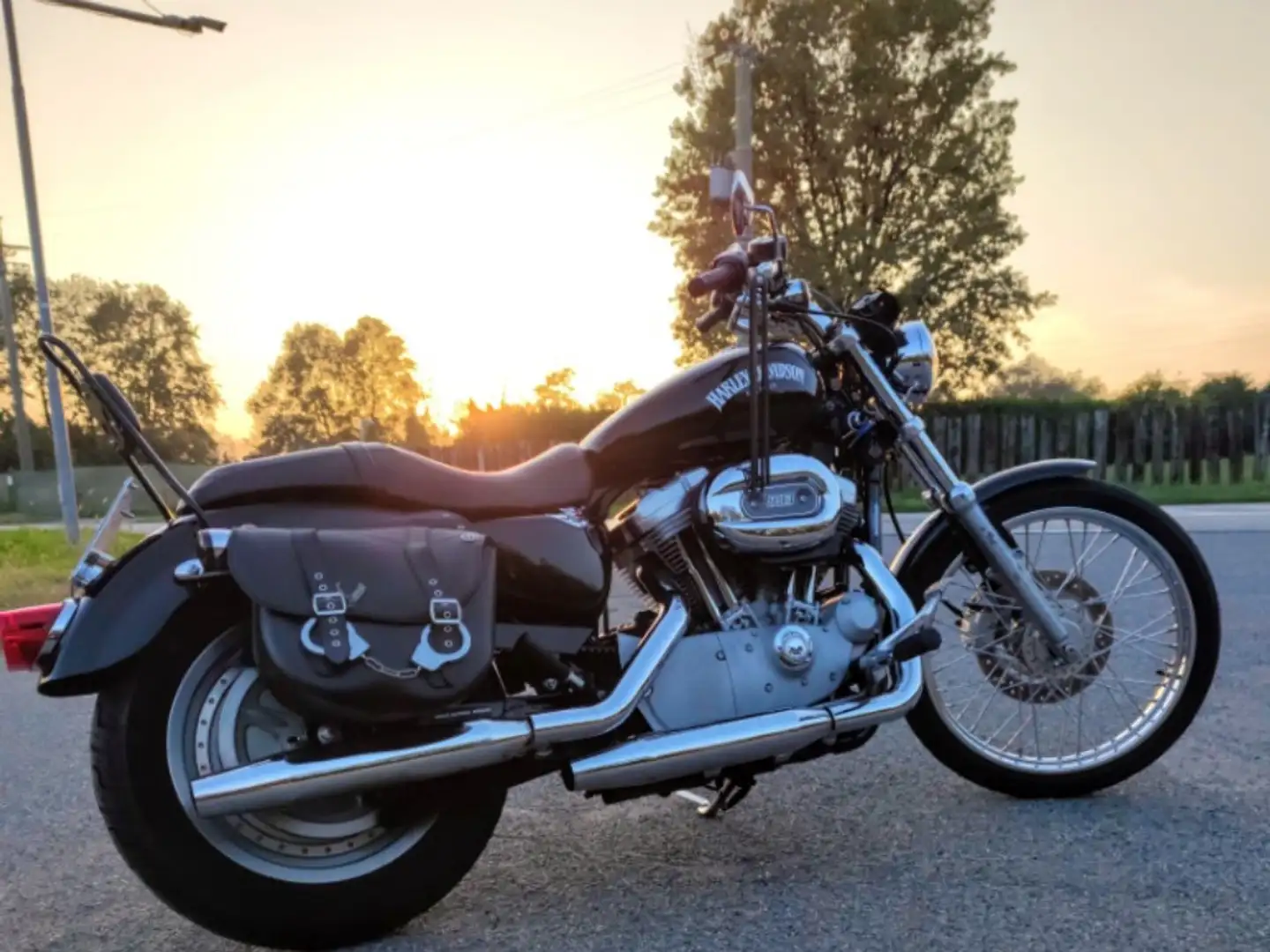 Harley-Davidson Sportster 883 xl883c Černá - 1