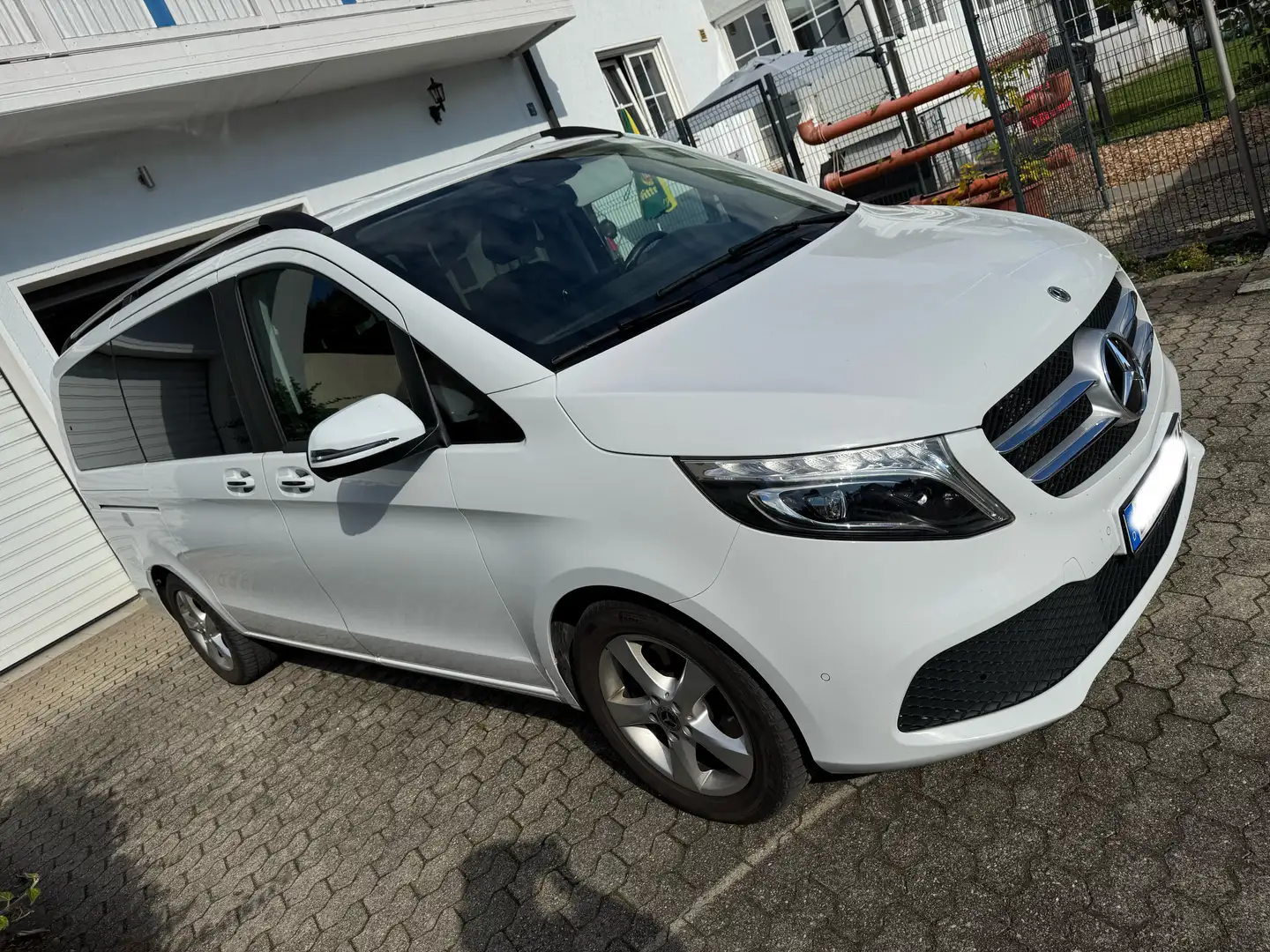 Mercedes-Benz V 250 d lang 9GTRONIC Edi, Burm, Stdhzg., 8Fach bereift Alb - 1