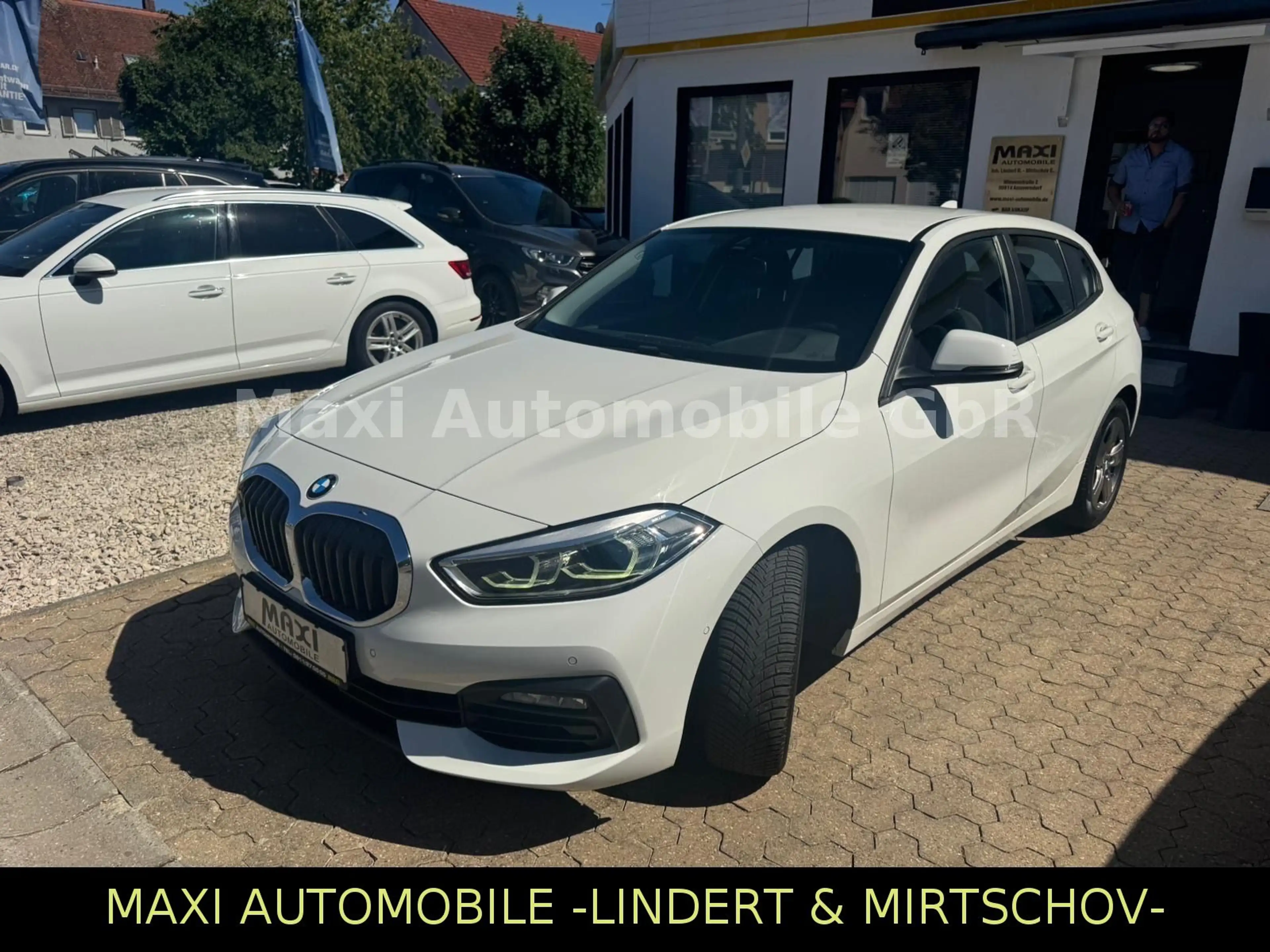 BMW 118 d Lim AUT-NAV-LIVE COCKP-KAMERA-LED-KEYLESS- — photo 2