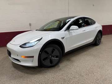 Standard Range RWD - BLUETOOTH - NAVIGATION - BACK