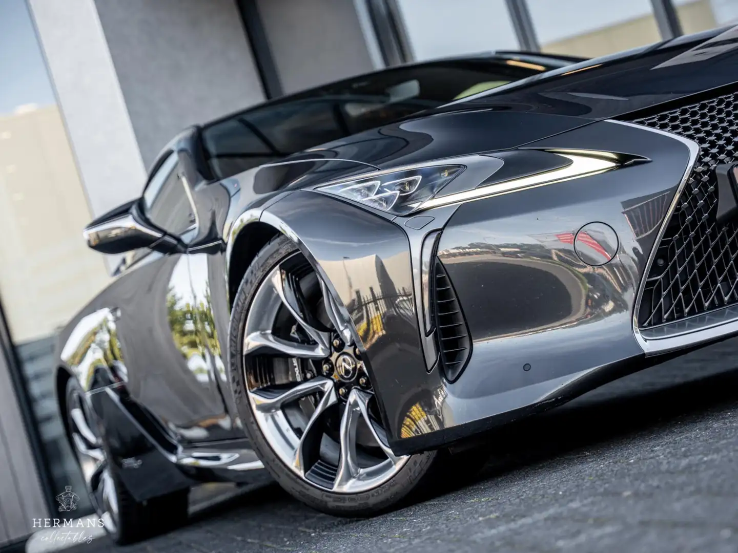 Lexus LC 500h Memory / Comfort / Adaptive / Mark Levinson Audio Gris - 2