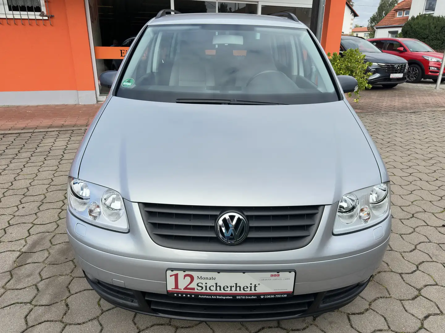 Volkswagen Touran Touran 1.6 * Aus 1.Hand * SHZ * Navi * Garantie * Grau - 2