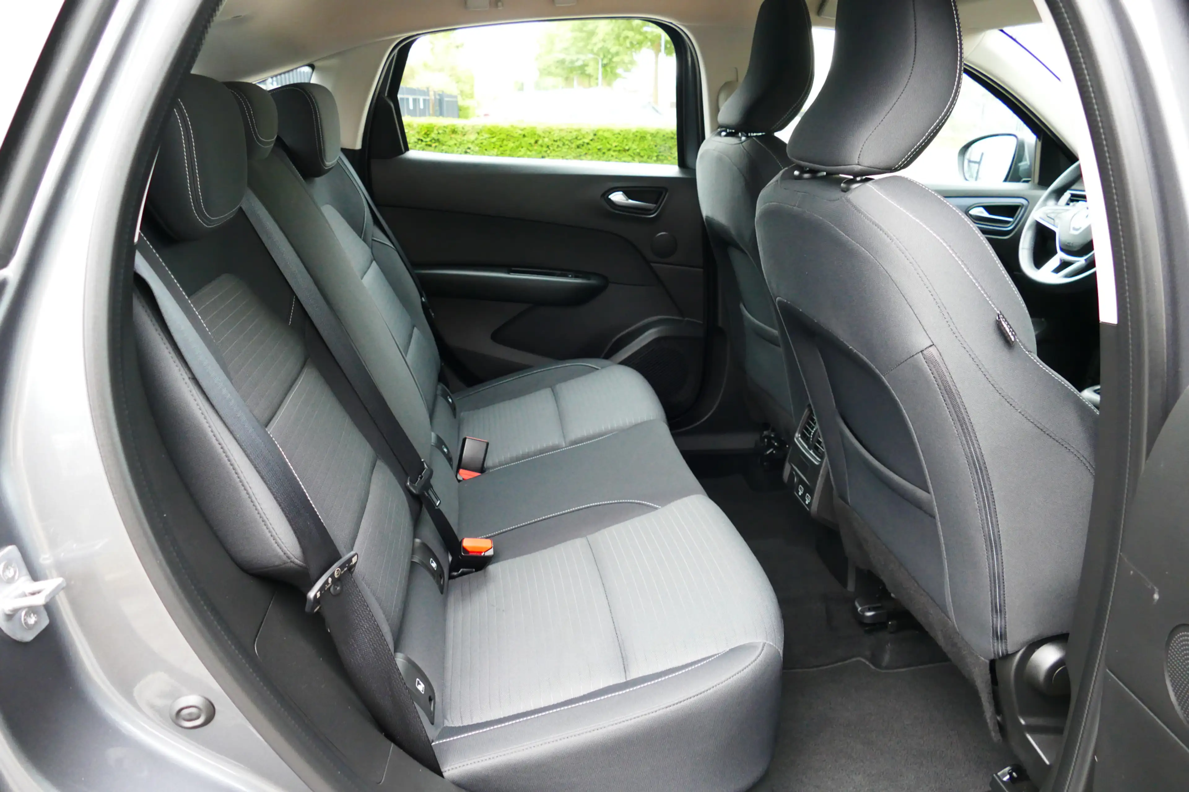 Renault Arkana 1.6 E-Tech Hybrid 145 Zen. Camera, Navi, Clima, Fu — photo 8