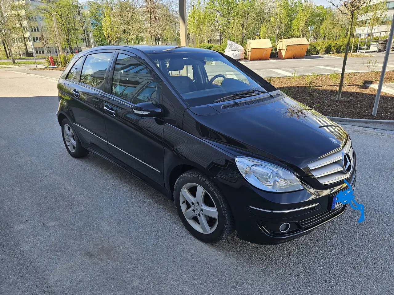 Mercedes-Benz B 170