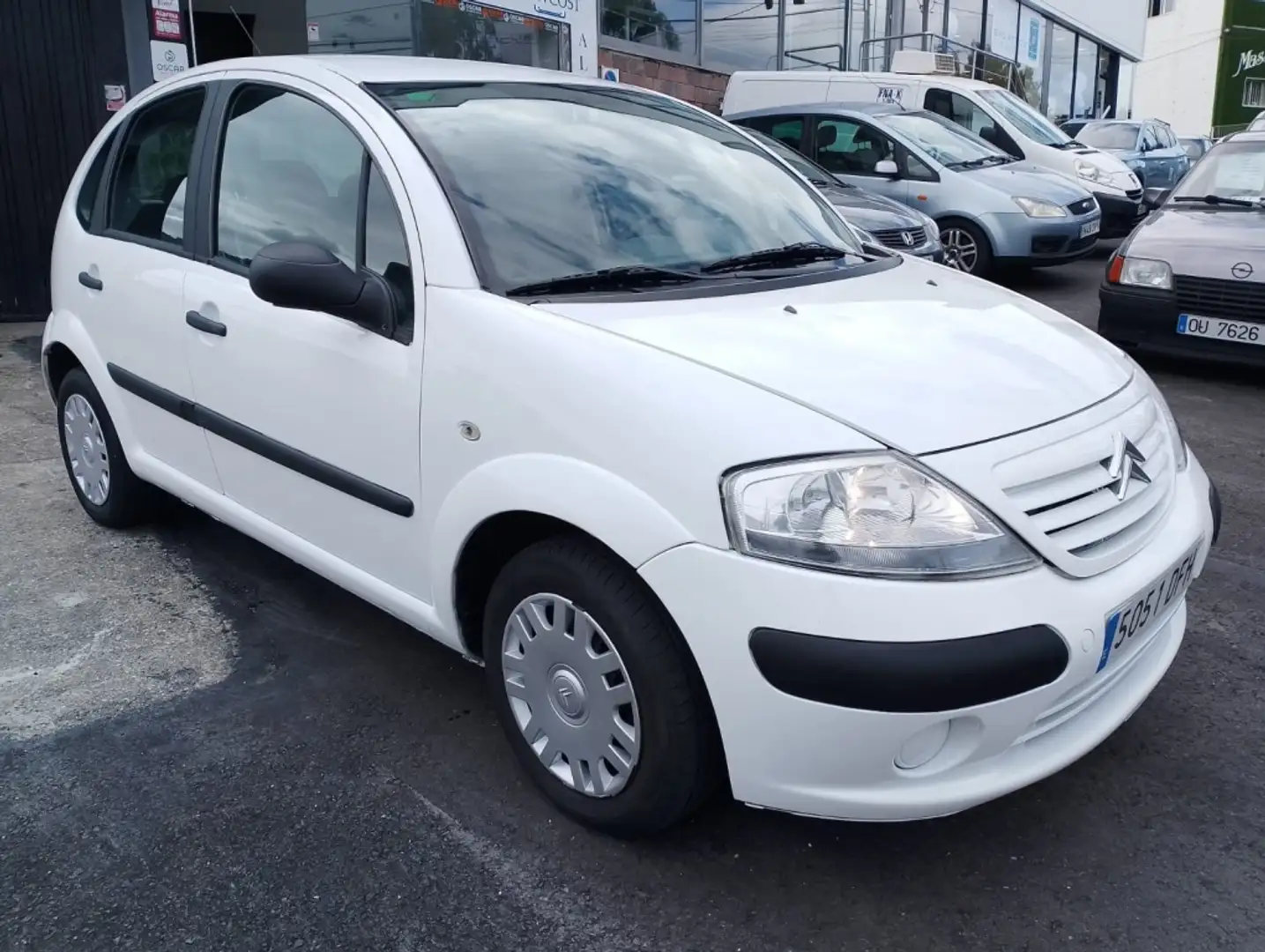 Citroen C3 1.4HDI Exclusive Bílá - 1