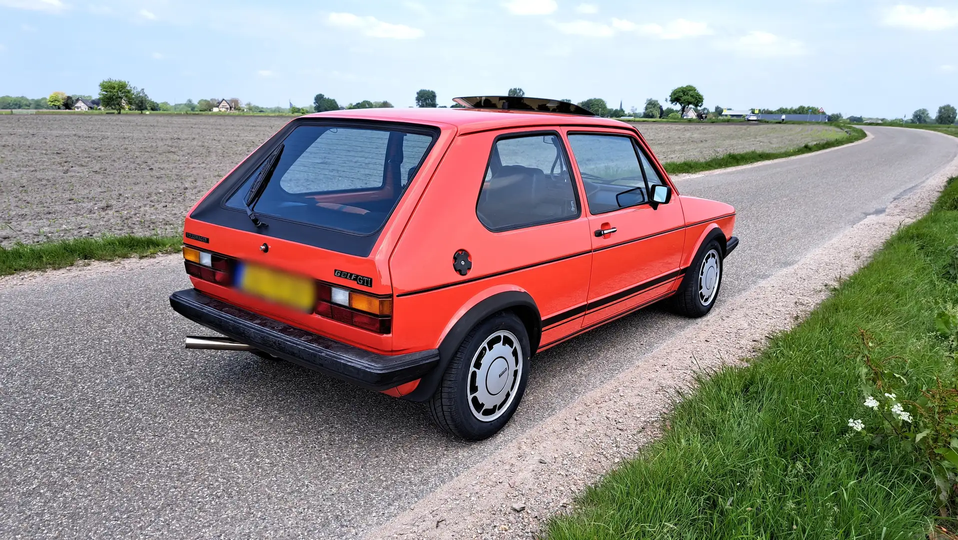 Volkswagen Golf GTI mk1 Pirelli 1983 Rot - 2