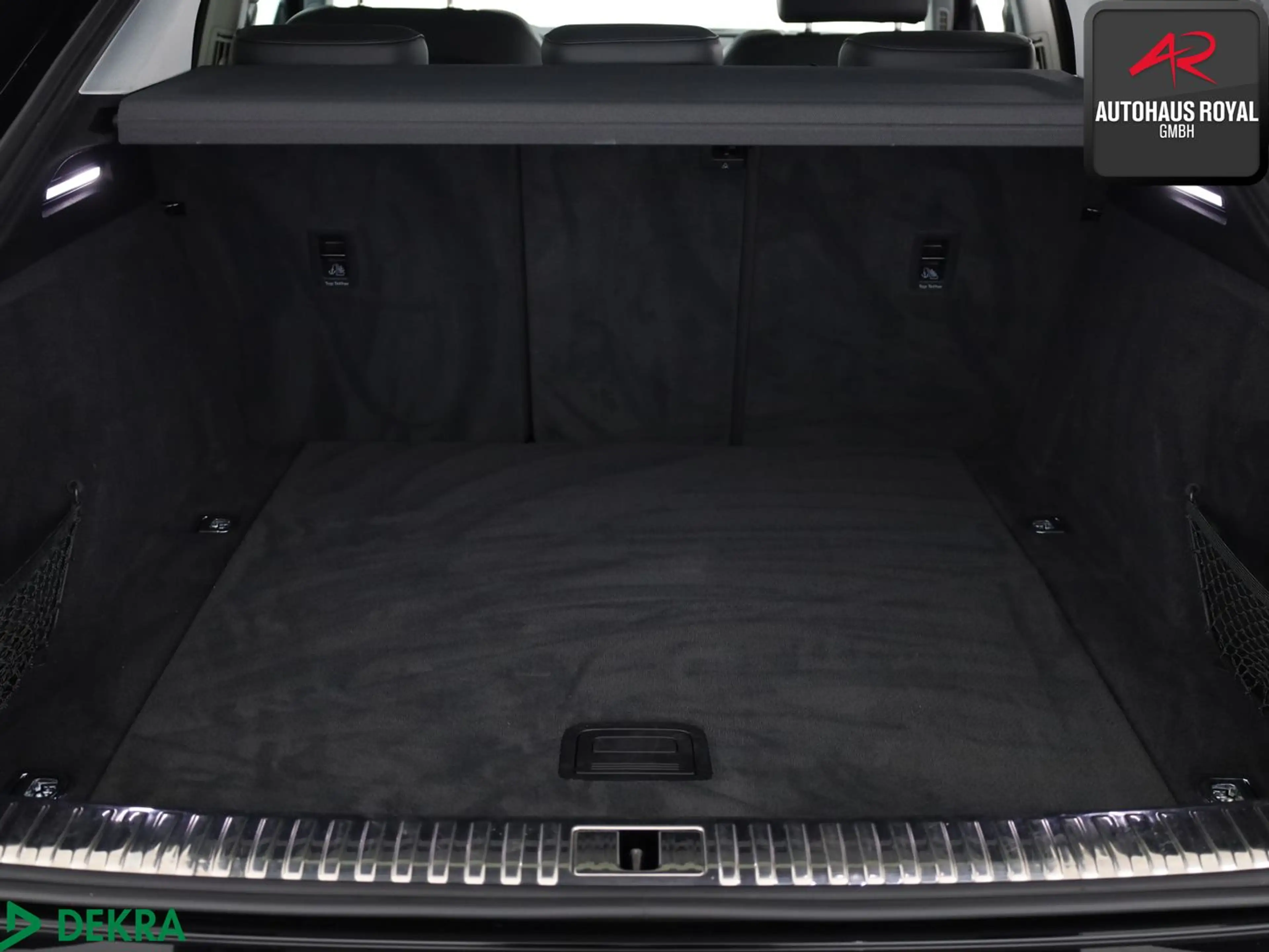 Audi e-tron Sportback 55 qu NACHTSICHT,MATRIX,KEYLESS — photo 14