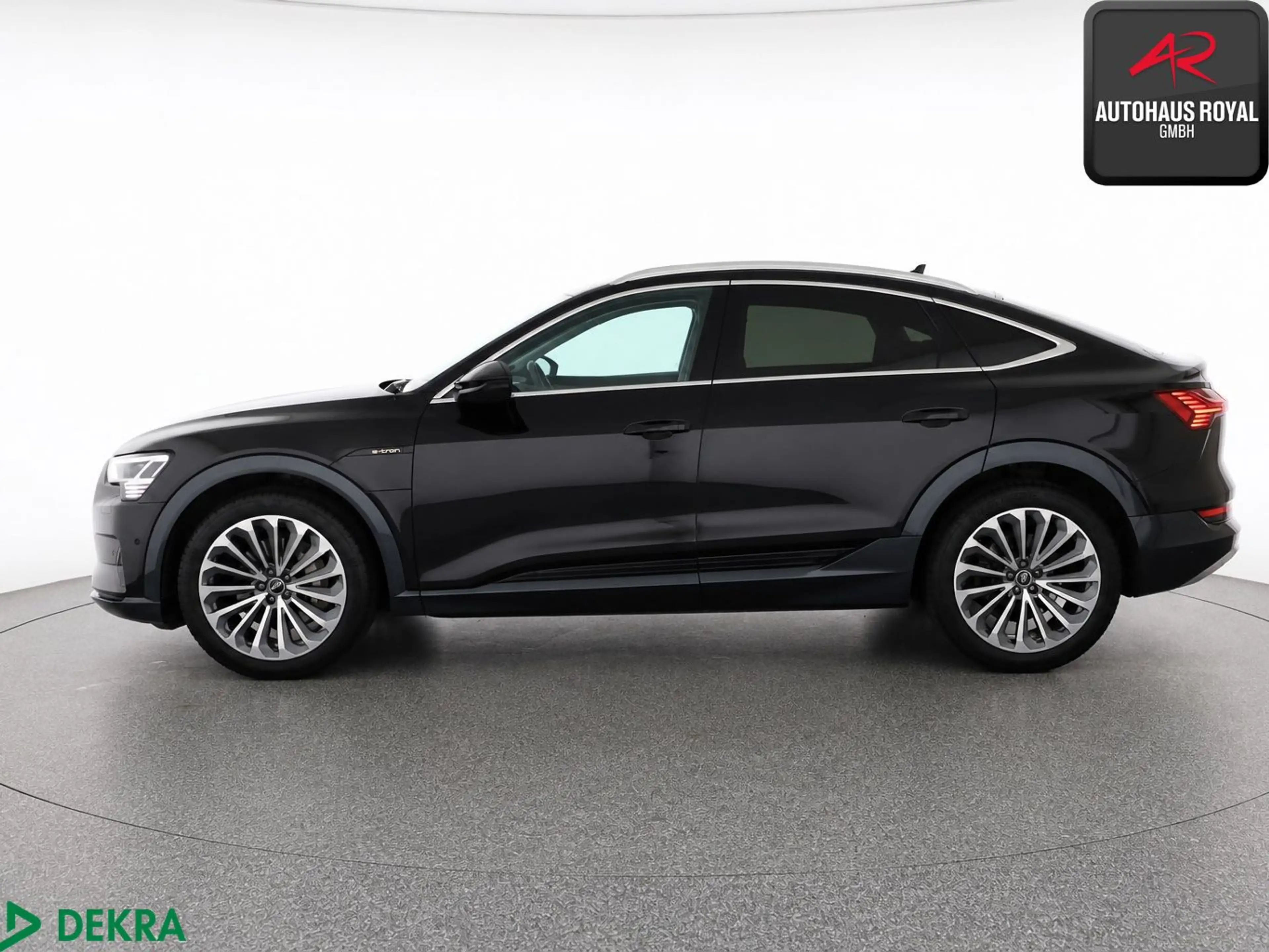 Audi e-tron Sportback 55 qu NACHTSICHT,MATRIX,KEYLESS — photo 2