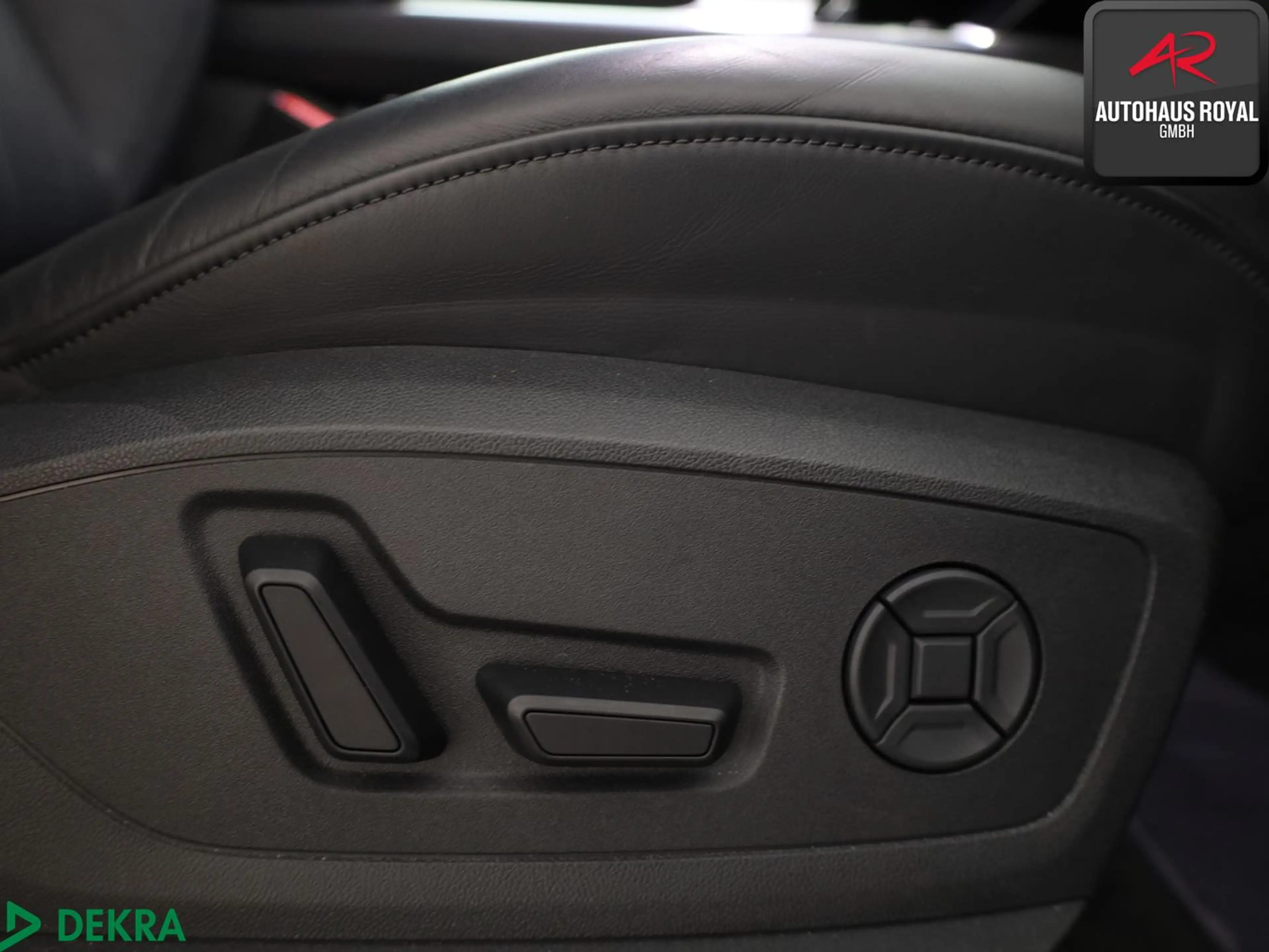 Audi e-tron Sportback 55 qu NACHTSICHT,MATRIX,KEYLESS — photo 12