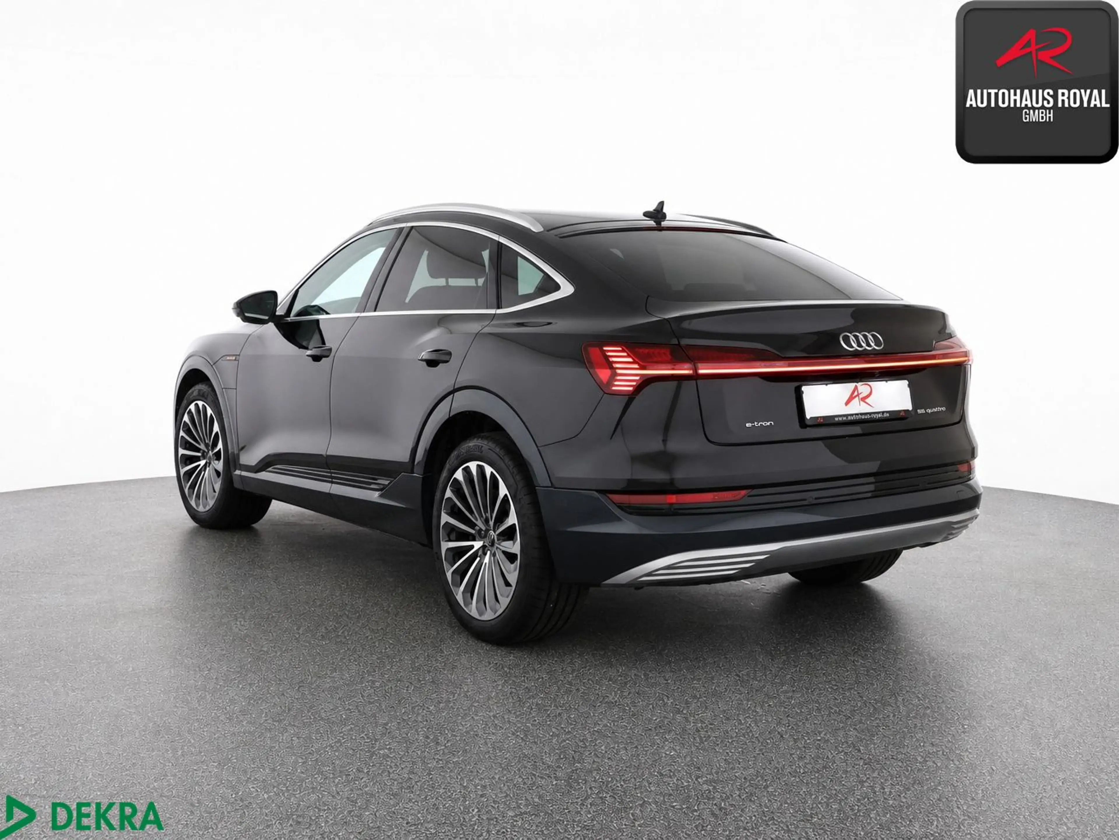 Audi e-tron Sportback 55 qu NACHTSICHT,MATRIX,KEYLESS — photo 3