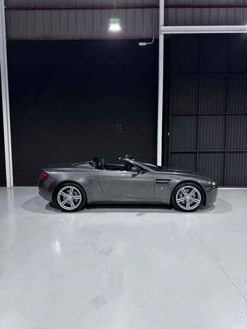 Aston Martin Vantage Roadster Sportshift Gris - 2