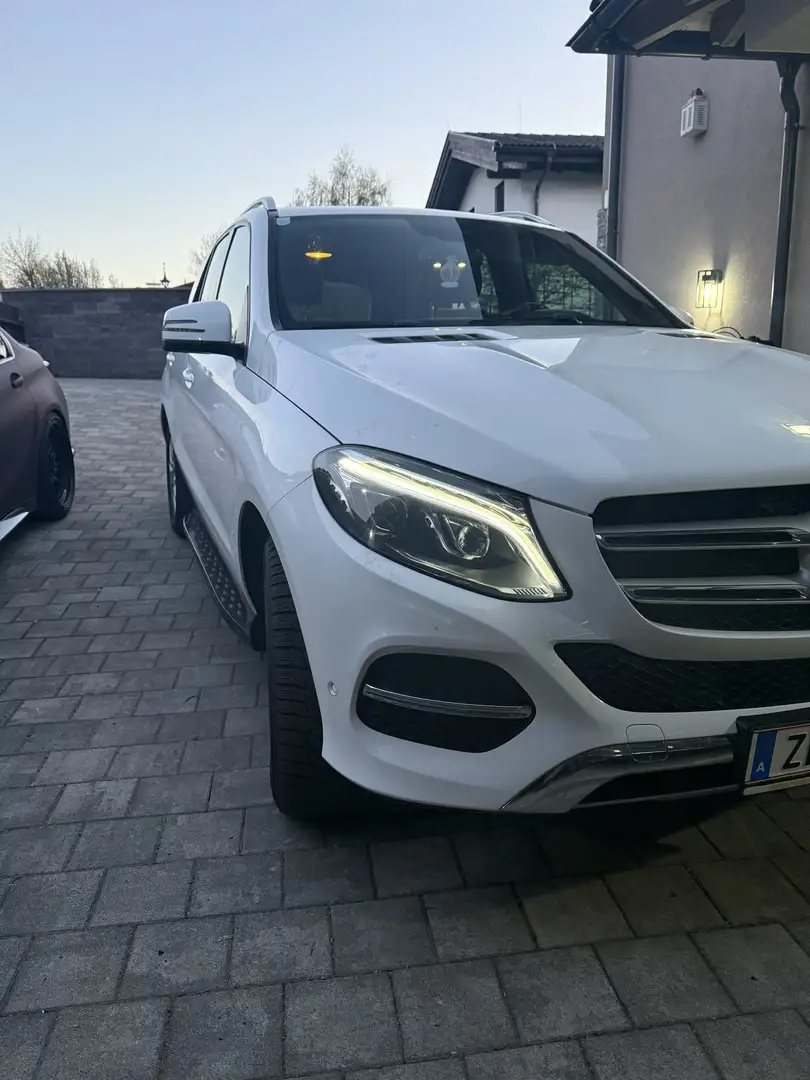 Mercedes-Benz GLE 250 d 4Matic 9G-TRONIC - 2
