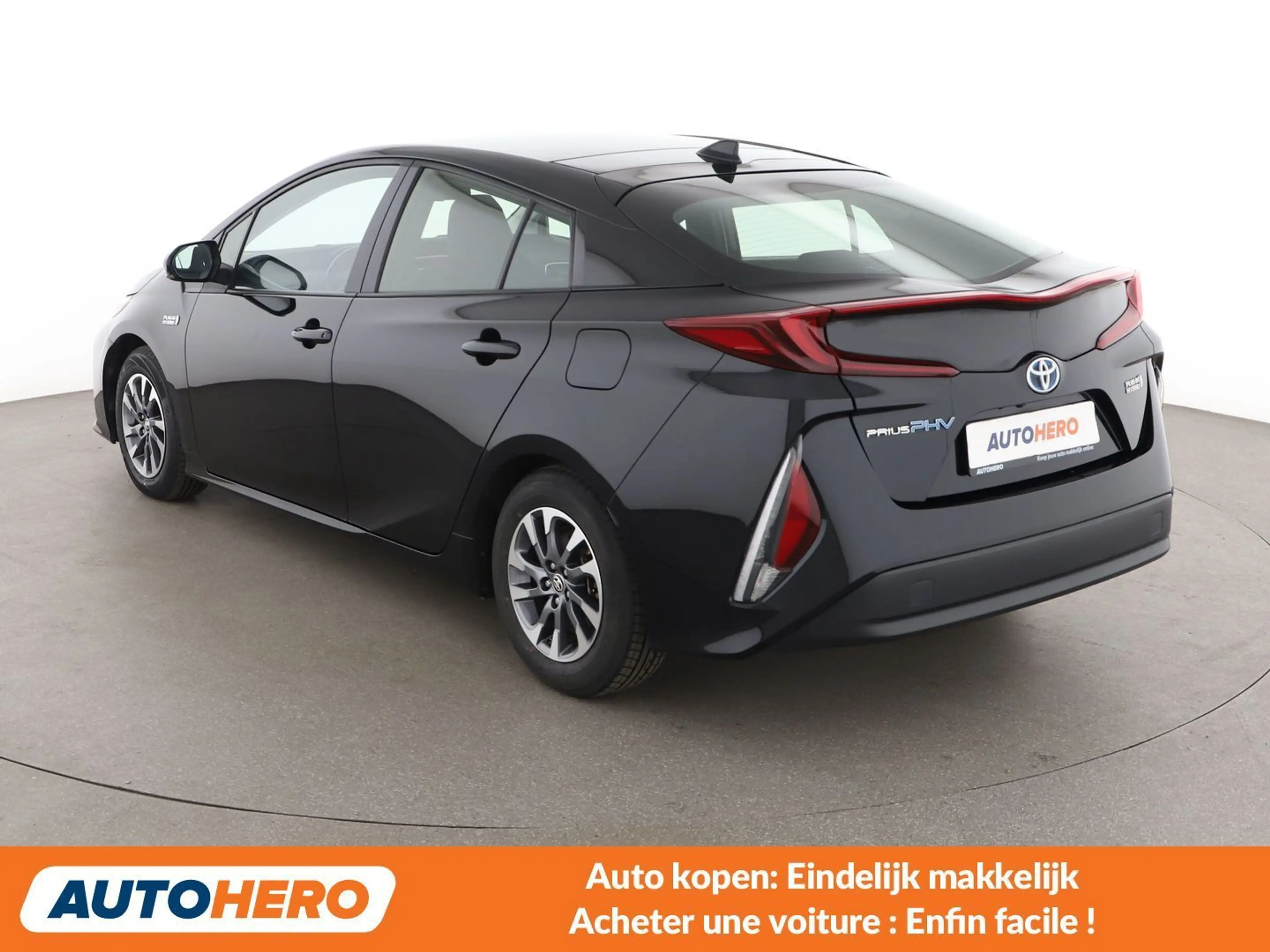 Toyota Prius 1.8 — photo 4