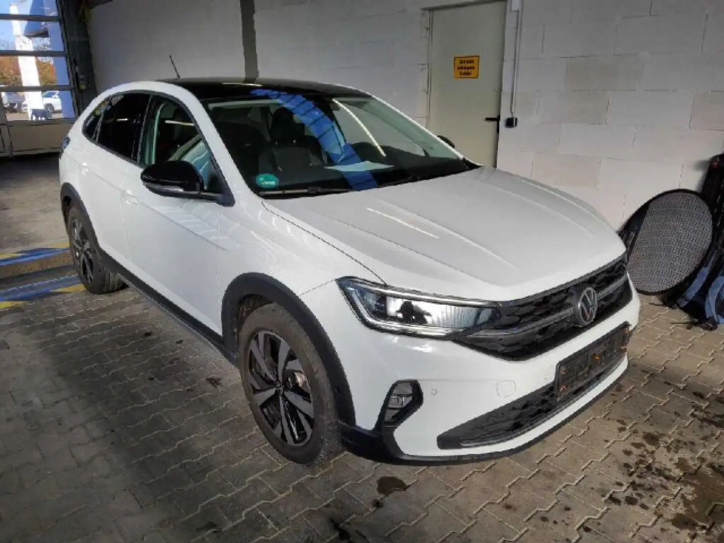 Volkswagen Taigo Style 1.5 TSI DSG | 17" in Schwarz | ACC | Weiß - 2