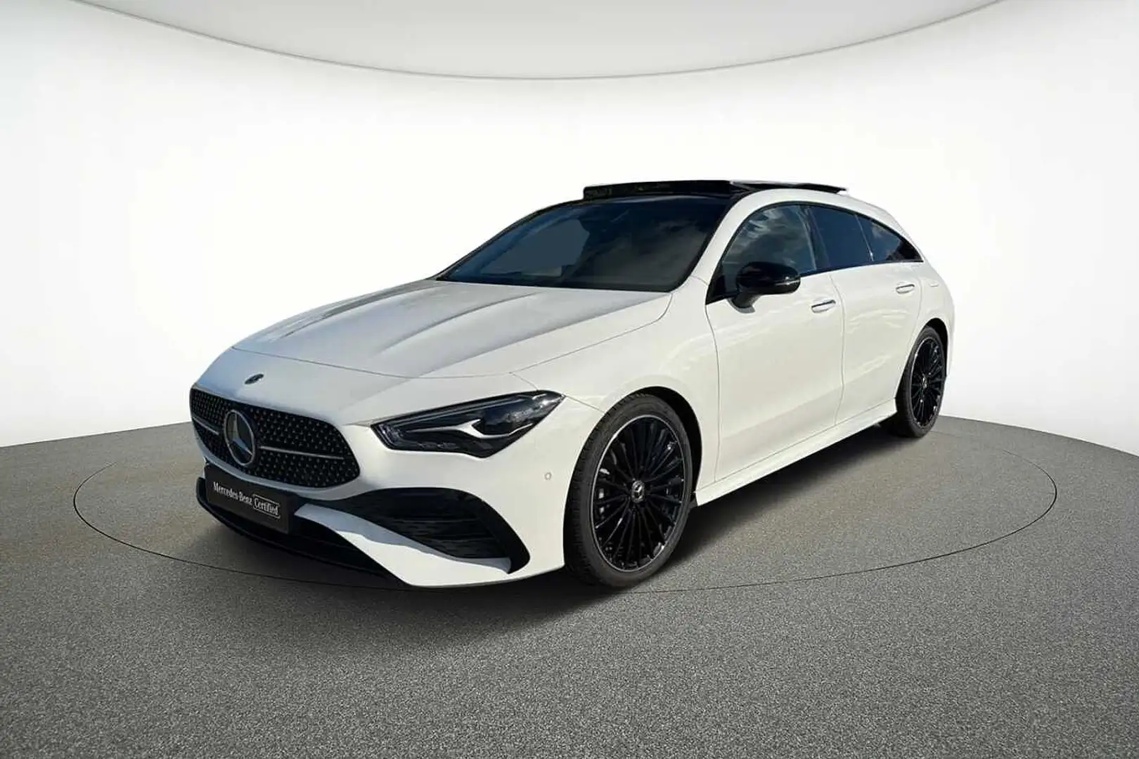 Mercedes-Benz CLA 180 Shooting Brake Bianco - 1