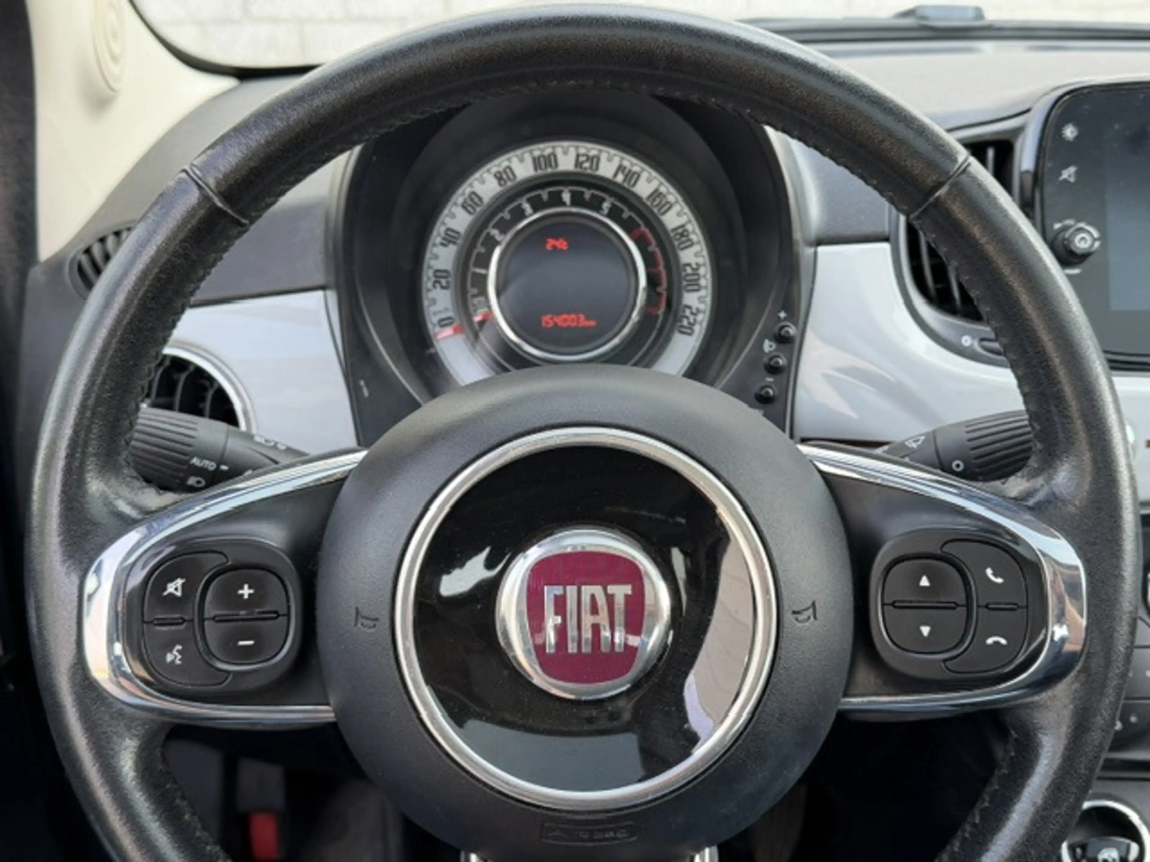 Fiat 500 1.2 Collezione *carplay *cruise *climate *16 inch — photo 25