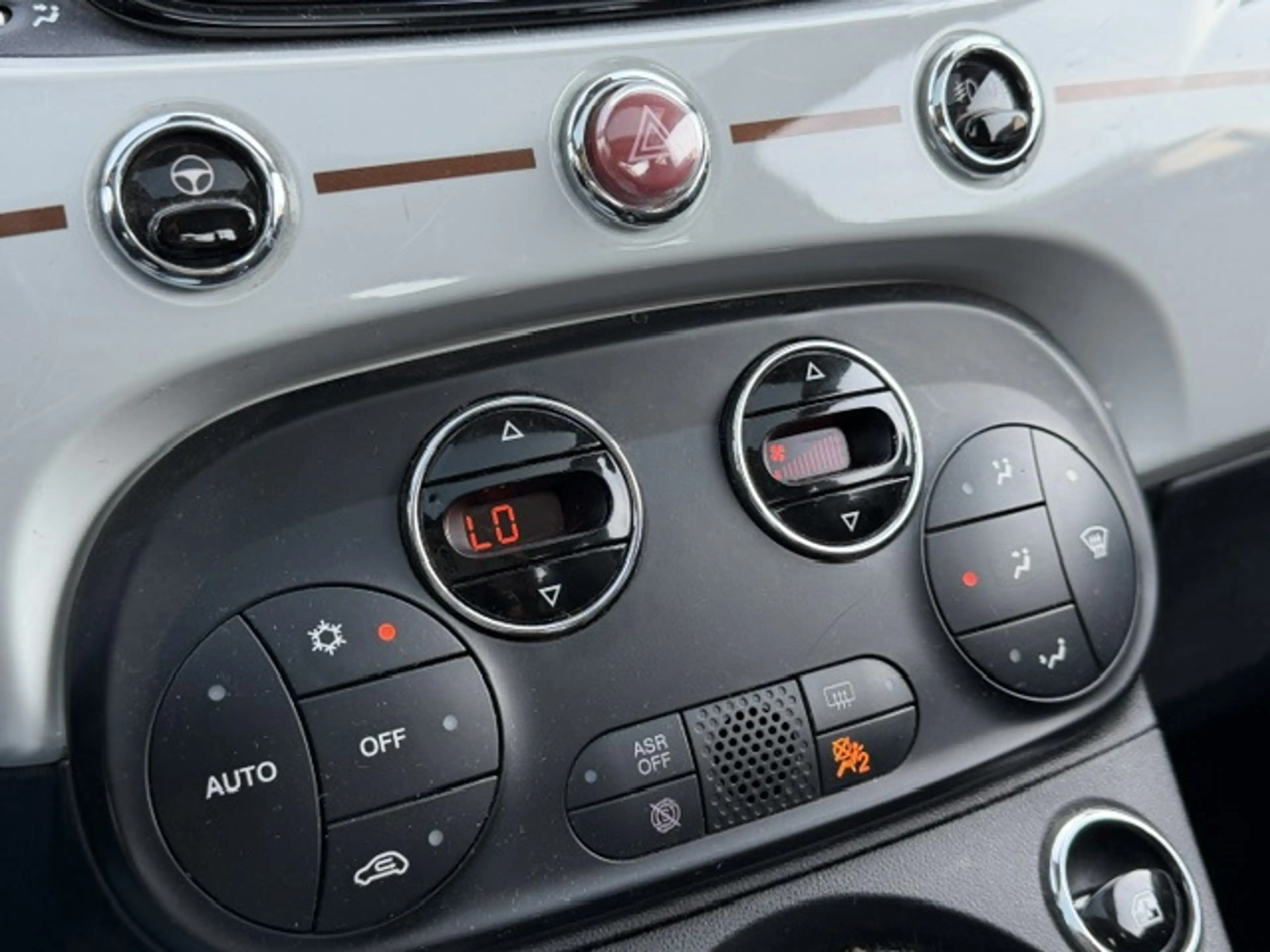 Fiat 500 1.2 Collezione *carplay *cruise *climate *16 inch — photo 30