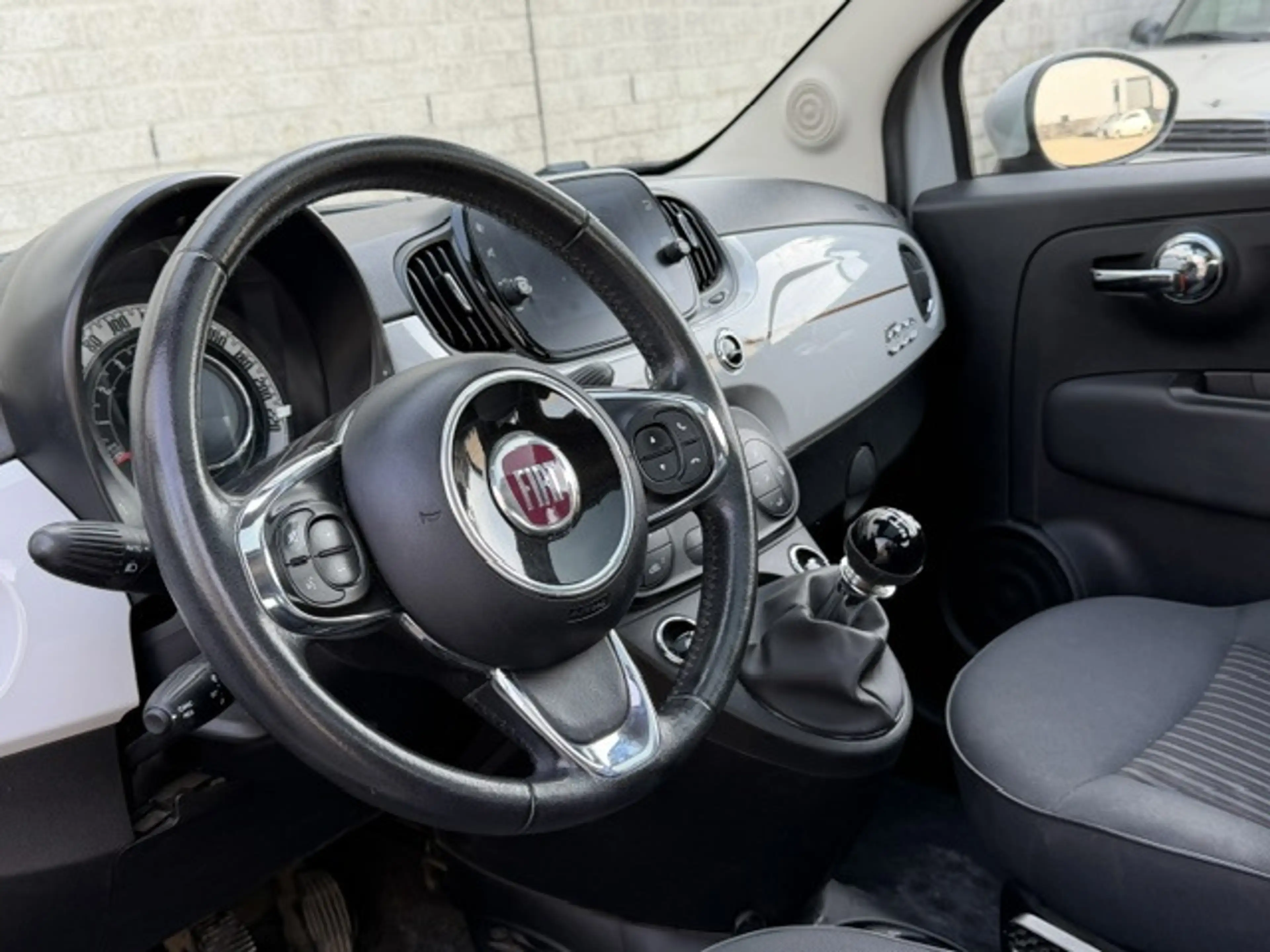 Fiat 500 1.2 Collezione *carplay *cruise *climate *16 inch — photo 17