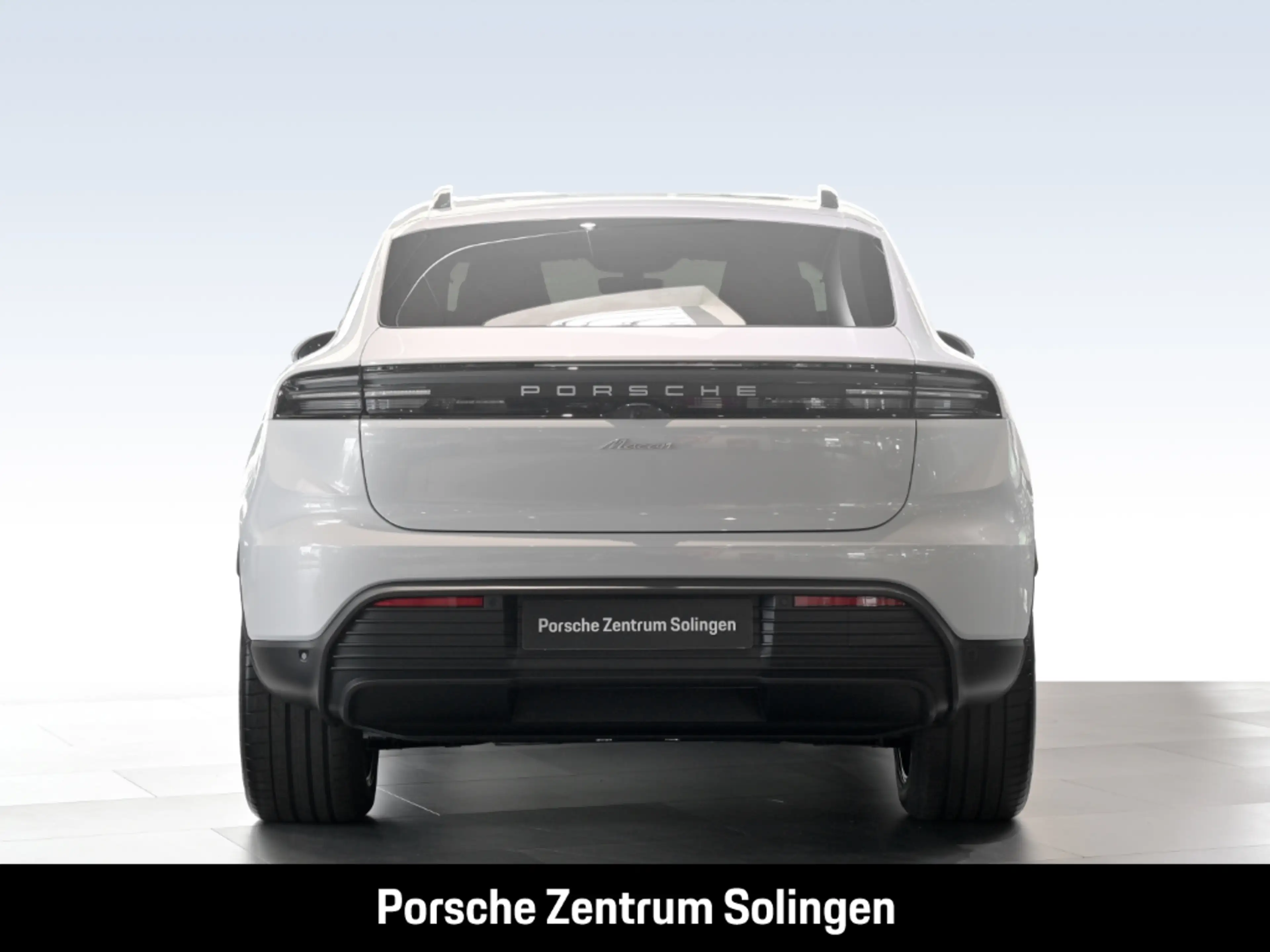 Porsche Macan Electric PANO LUFT BOSE HEAD-UP MATRIX — photo 5