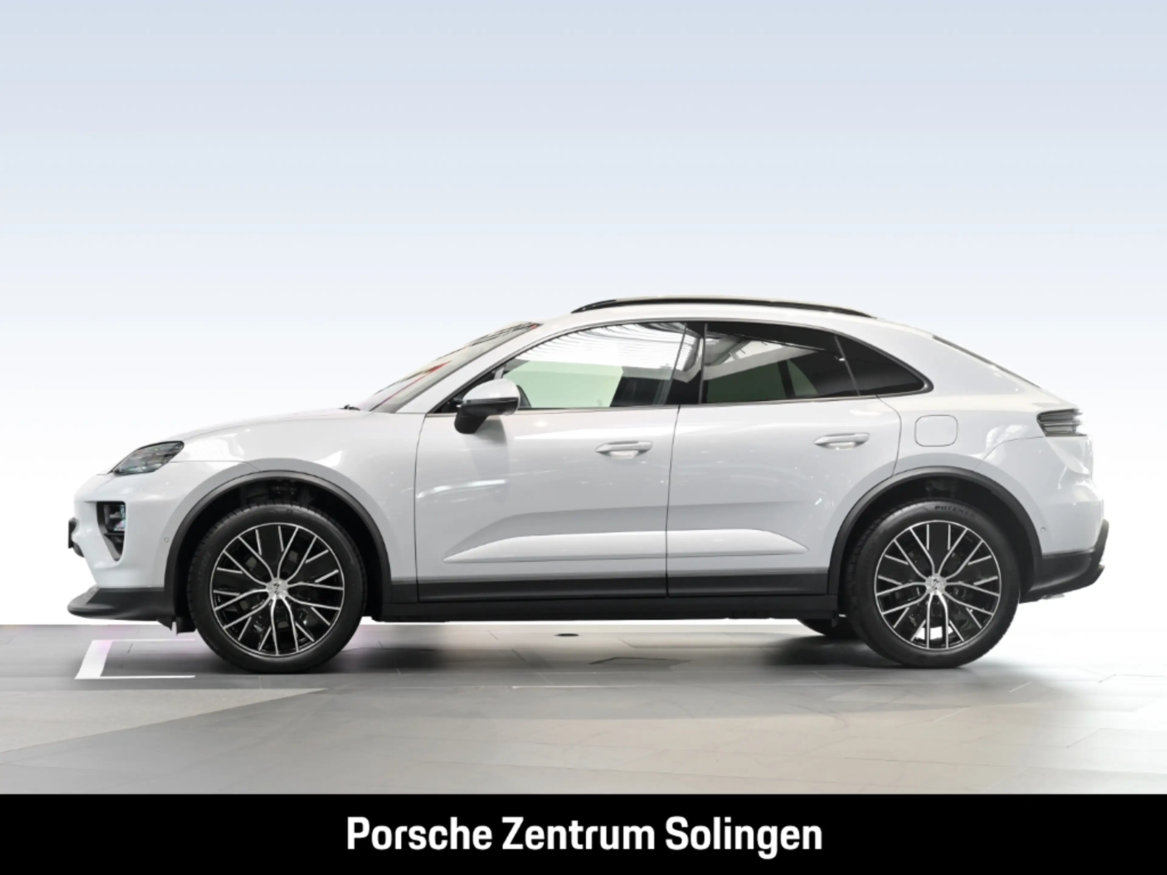 Porsche Macan Electric PANO LUFT BOSE HEAD-UP MATRIX — photo 2