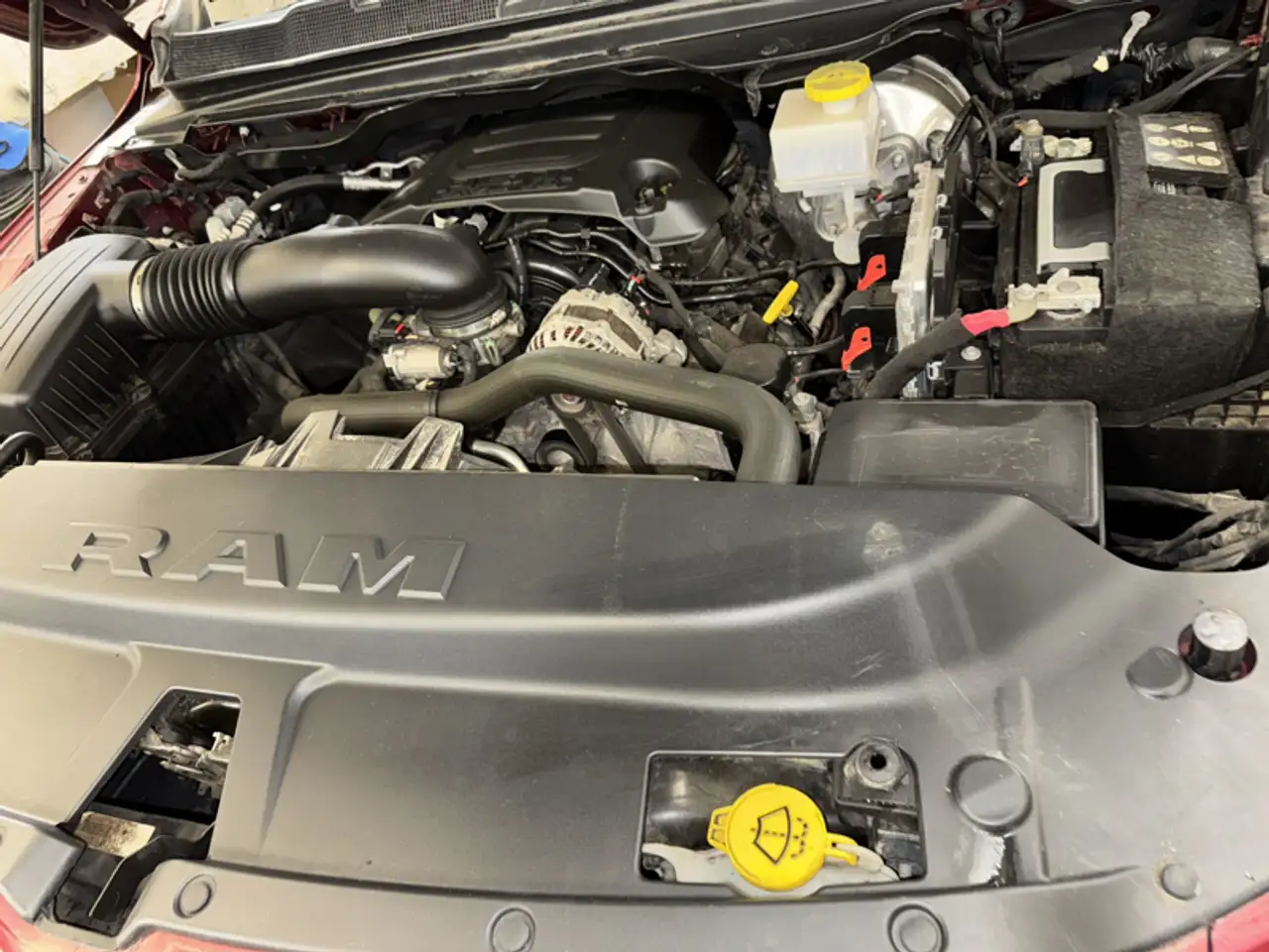 RAM 1500 снимка RAM 1500