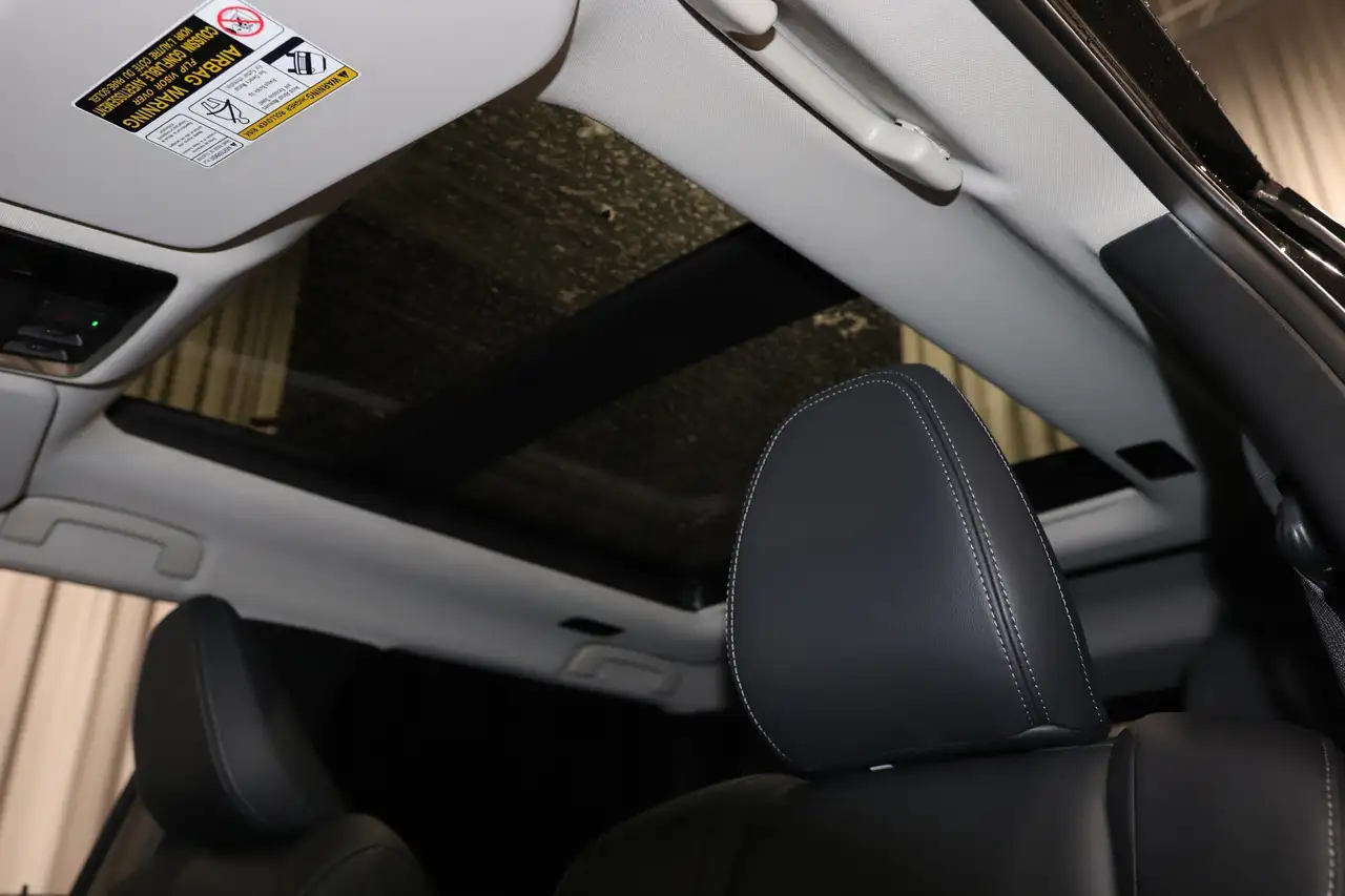 Mitsubishi Outlander снимка Mitsubishi Outlander