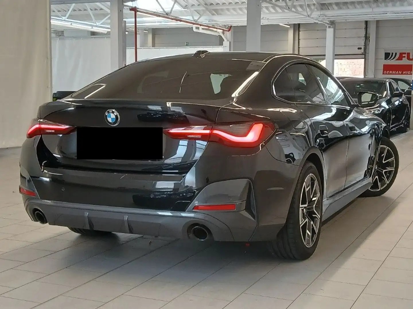 BMW 420 xDr M Sport 360 HeadUp DrivAssPro Schwarz - 2