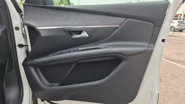 Peugeot 3008 view 24