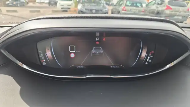 Peugeot 3008 view 12