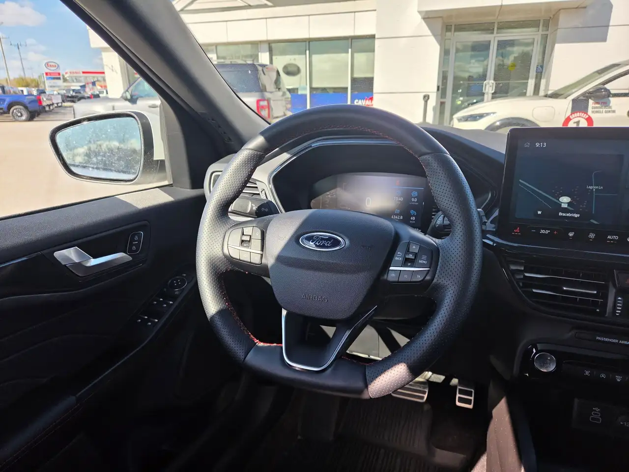 Ford Escape снимка Ford Escape