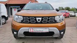 Dacia Duster 4WD Klima,Kamera,Sitzheizung,Scheckheft,AHK,4x Fh.
