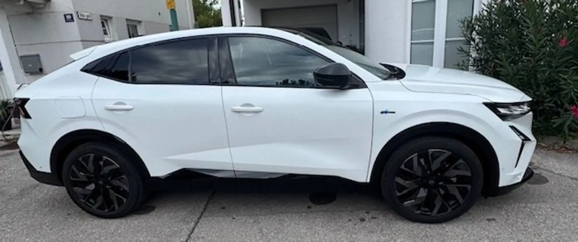 Renault Rafale Alpine Hybrid 200 Weiß - 1