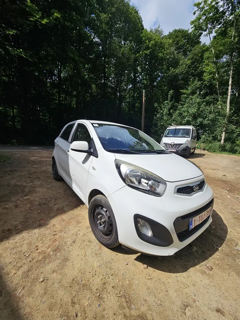 Kia Picanto - 1