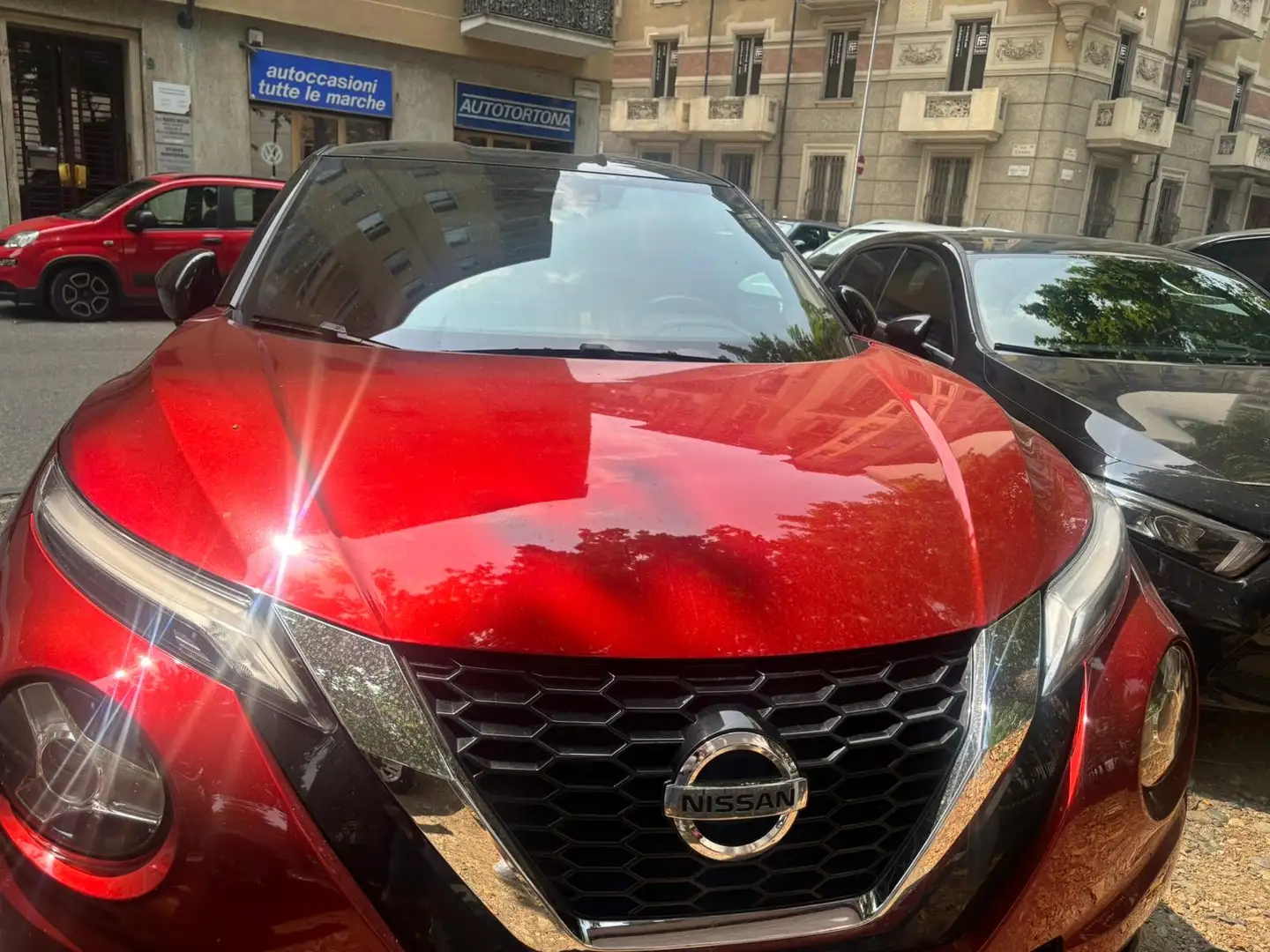 Nissan Juke 1.0 dig-t N-Design 117cv Rosso - 2