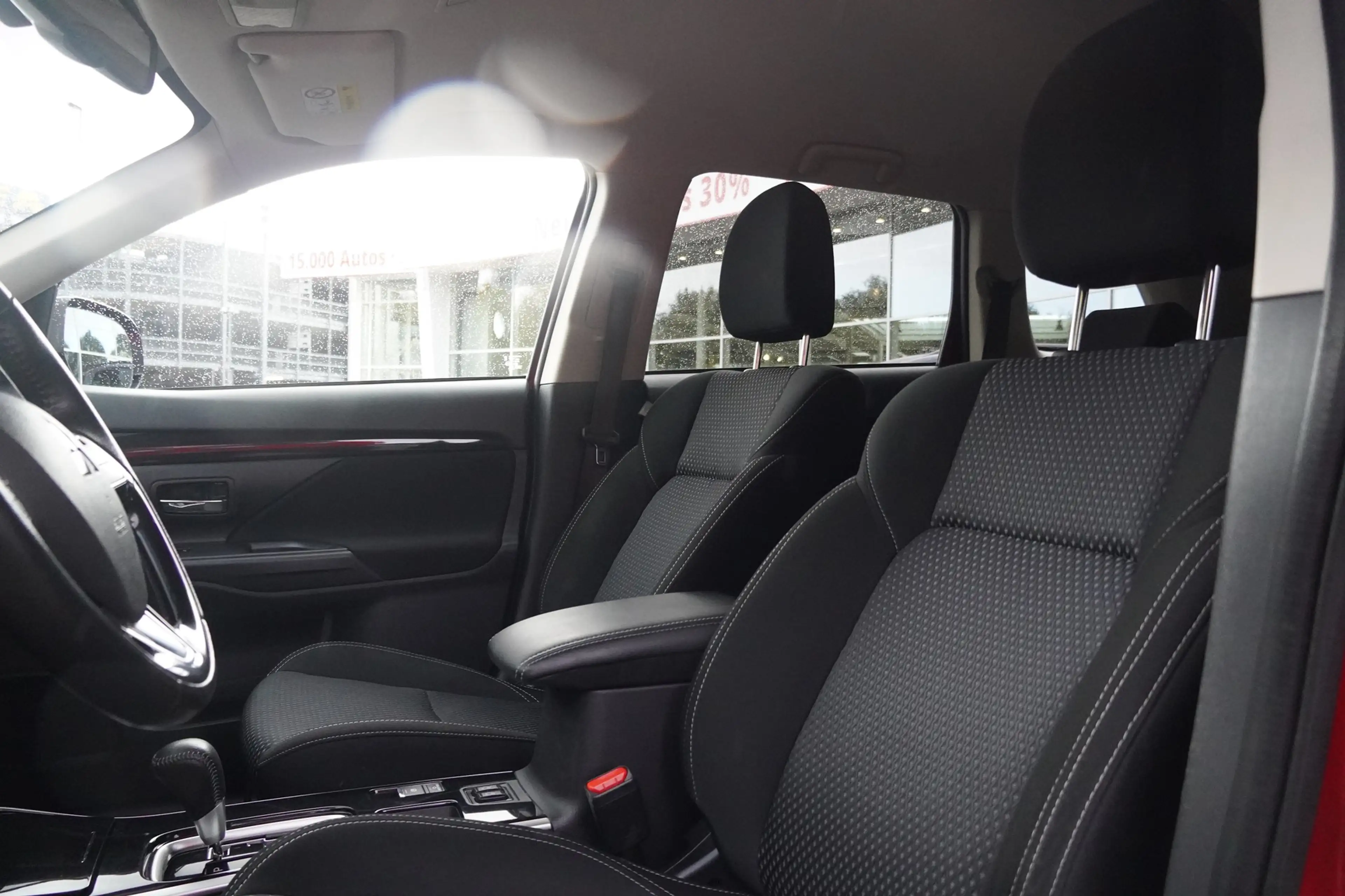 Mitsubishi Outlander 2.0 MIVEC LED Navi Kamera AHK Tempomat — photo 10