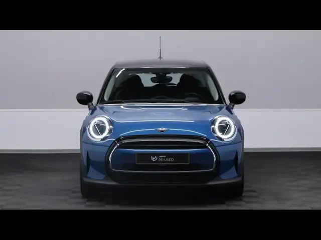 Mini Cooper Cooper view 2