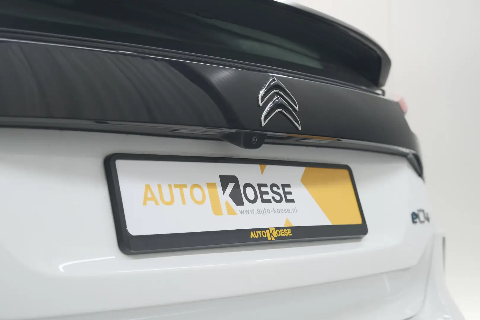 Citroen E-C4 Electric Feel Pack 50 kWh | Camera | Apple Carplay | Parkee Wit - 2