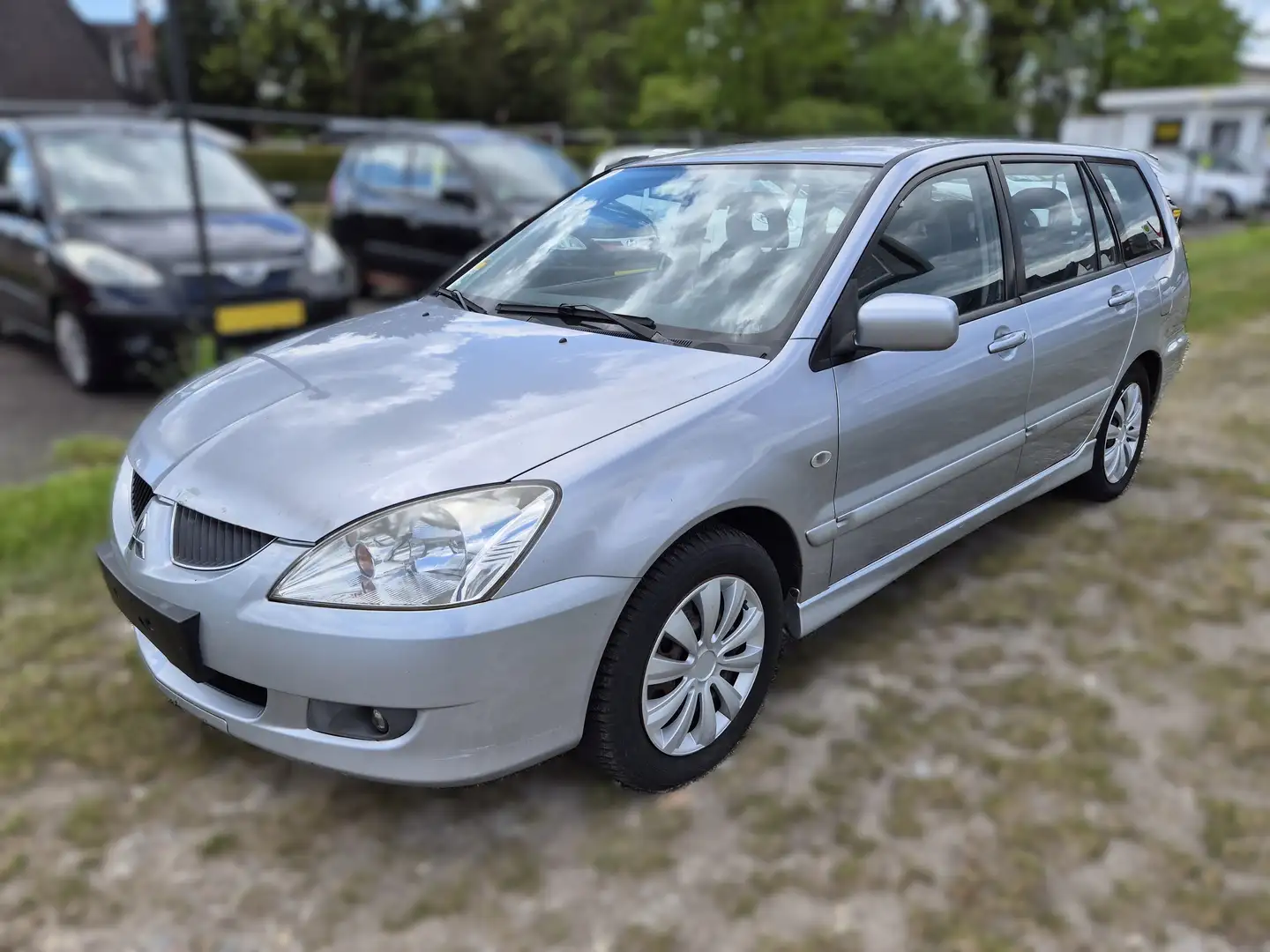 Mitsubishi Lancer Invite Kombi 1.6  Klima  ZV  e.FH  AHK ohne TÜV Серый - 1