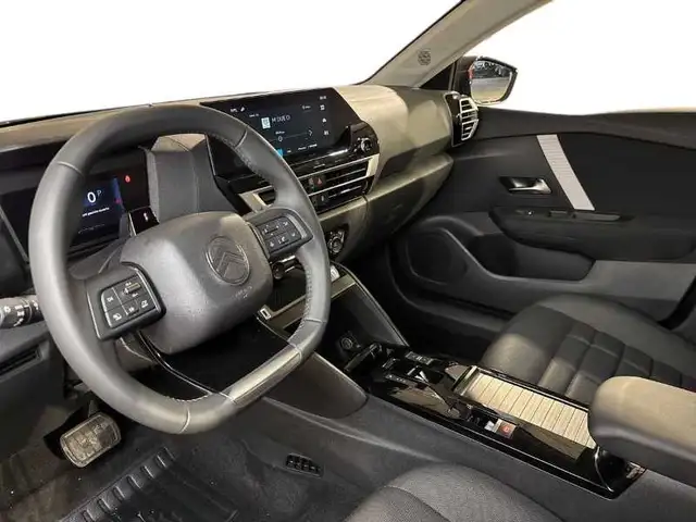 Citroen C4 view 11