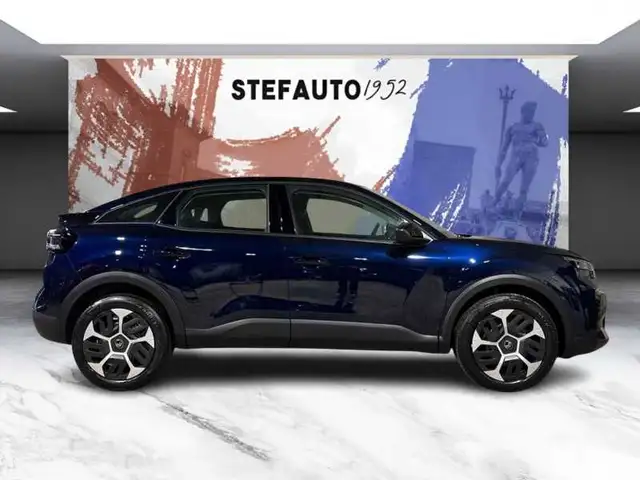 Citroen C4 view 2