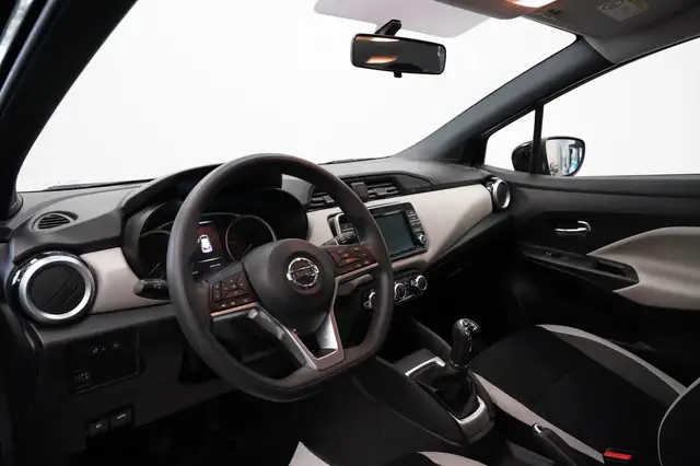 Nissan Micra view 5
