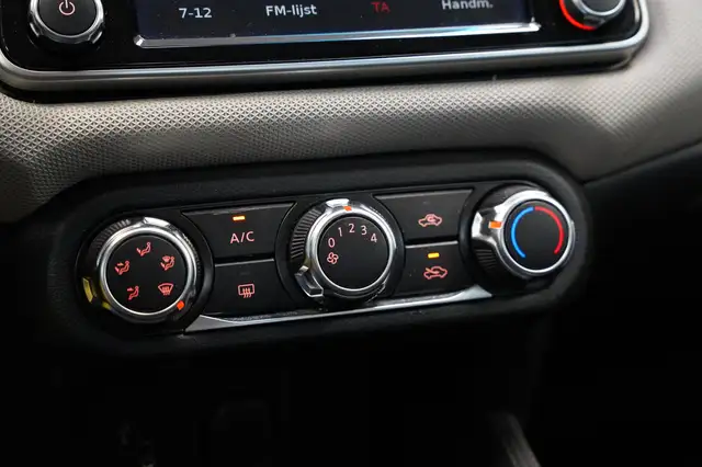 Nissan Micra view 12