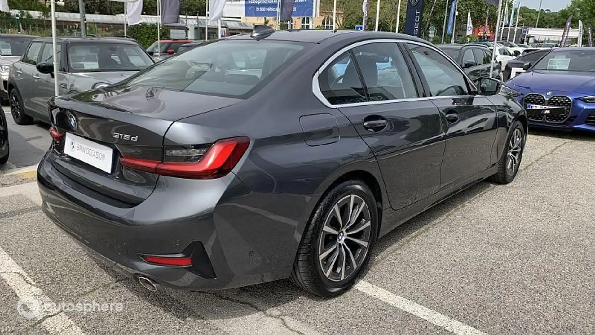 BMW 318 318dA MH 150ch Business Design - 2
