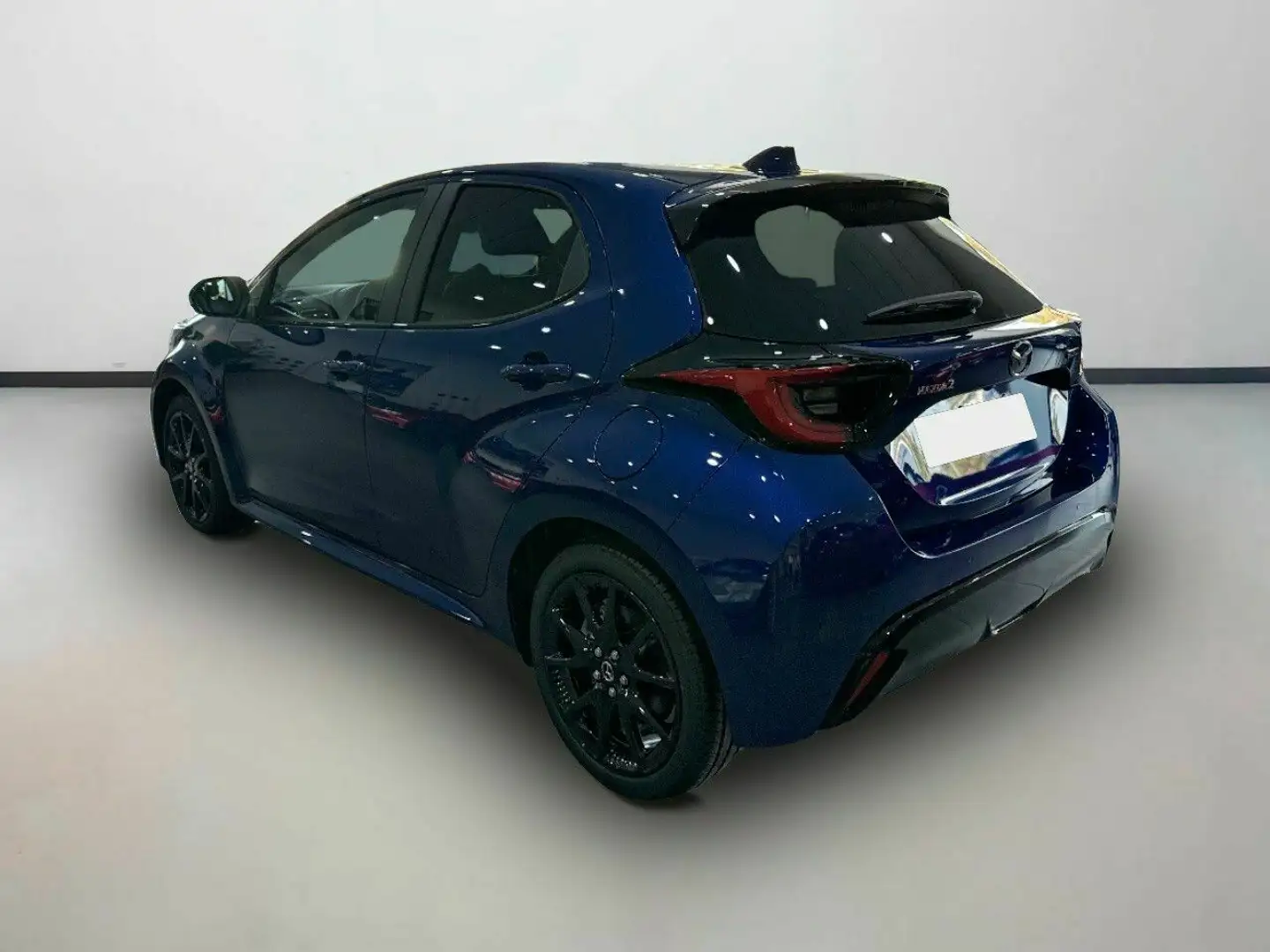 Mazda 2 1.5 85 kW 116 CV CVT Homura Azul - 2