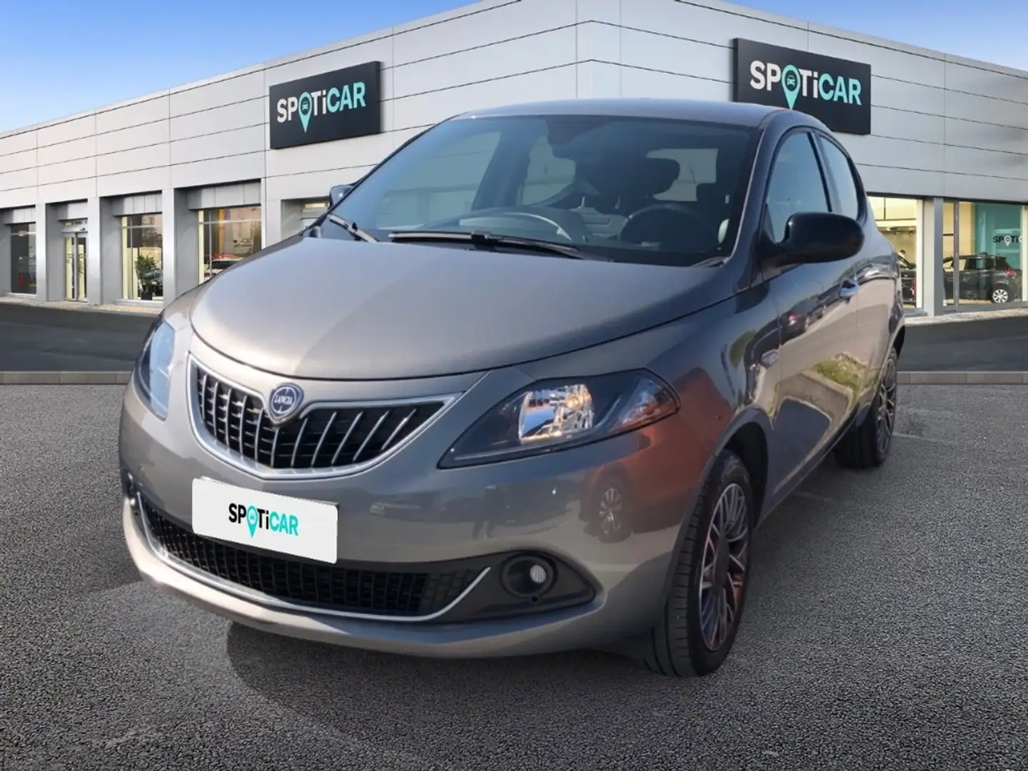 Lancia Ypsilon 3ª serie - Ypsilon 1.0 FireFly 5 porte S&S Hybrid Grigio - 1