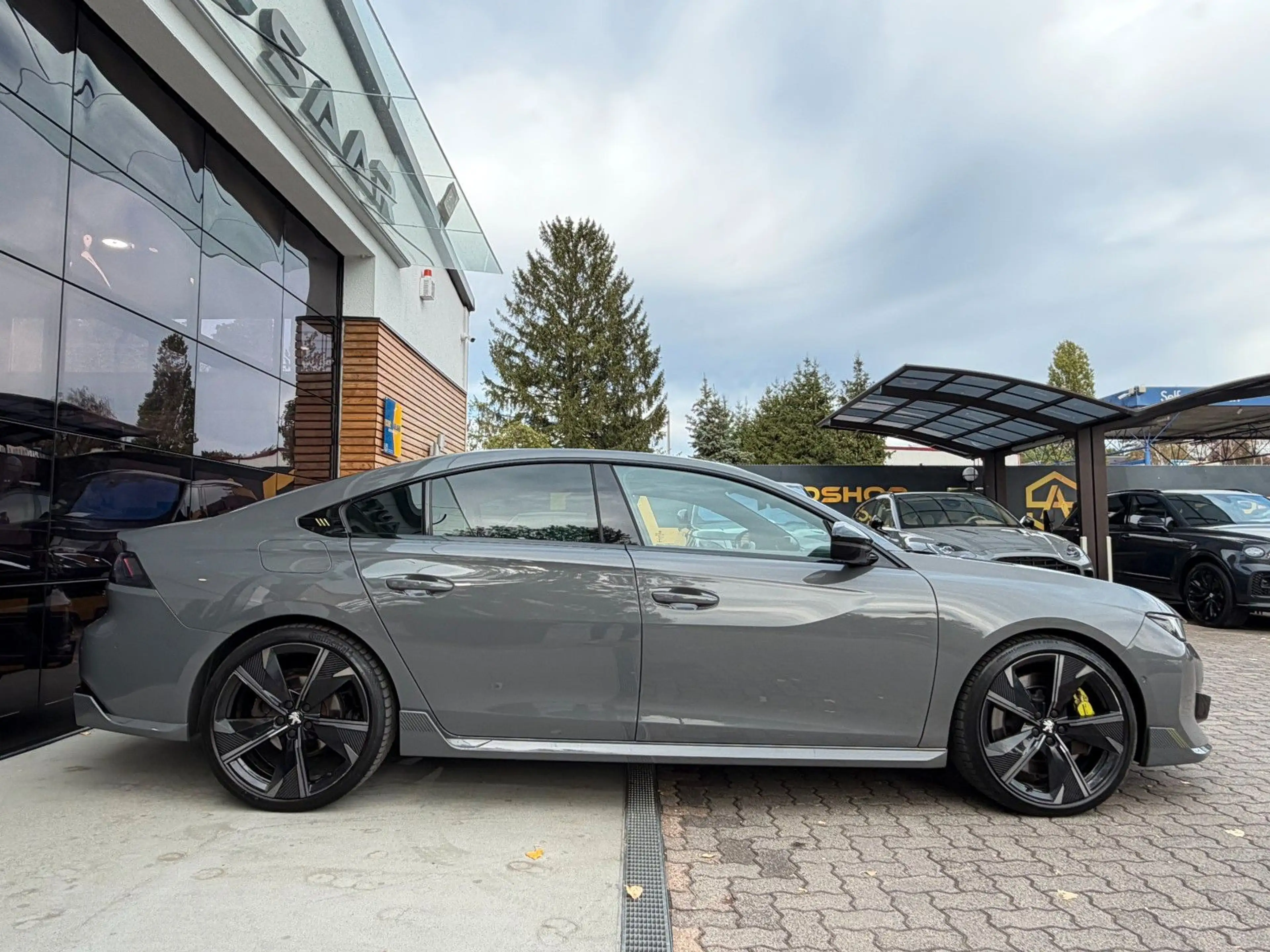 Peugeot 508 Hybrid4 360 PSE ALCANTARA/360°/ACC/MwSt — photo 7