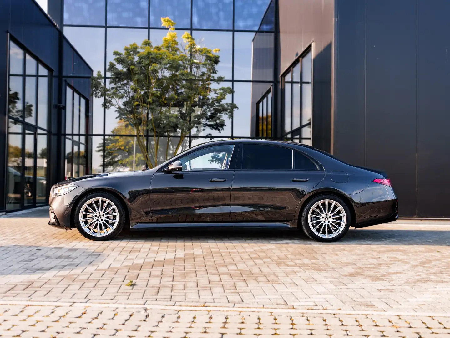 Mercedes-Benz S 580 e - Long - AMG line - Burmester High End 3D - ACC Grijs - 2