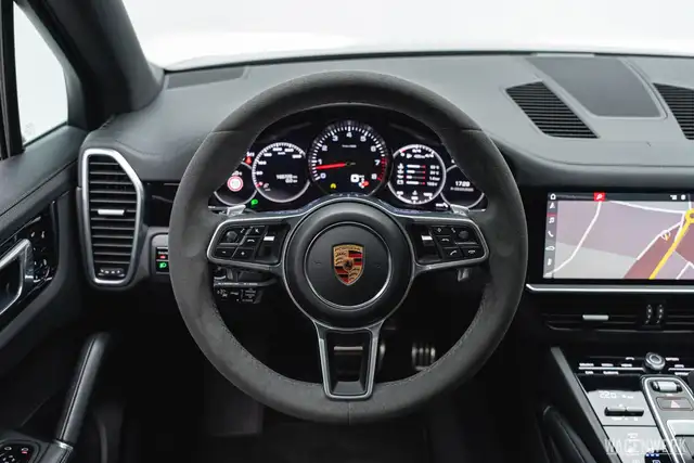 Porsche Cayenne S III Aut. SPORTDESIGN LUFT AHV GLASDACH NIGHTVIS Ansicht 19